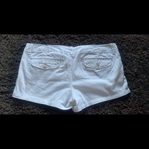 American Eagle white shorts size 14